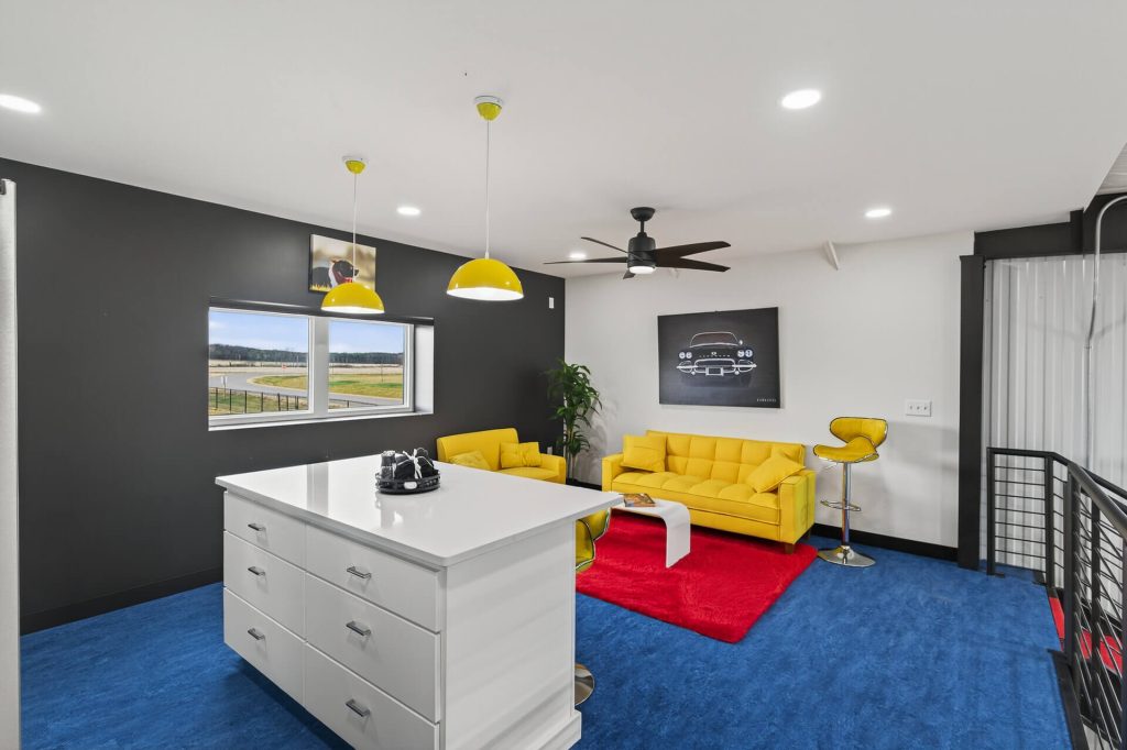 Wisconsin garage condo for personal workshop or DIY projects
